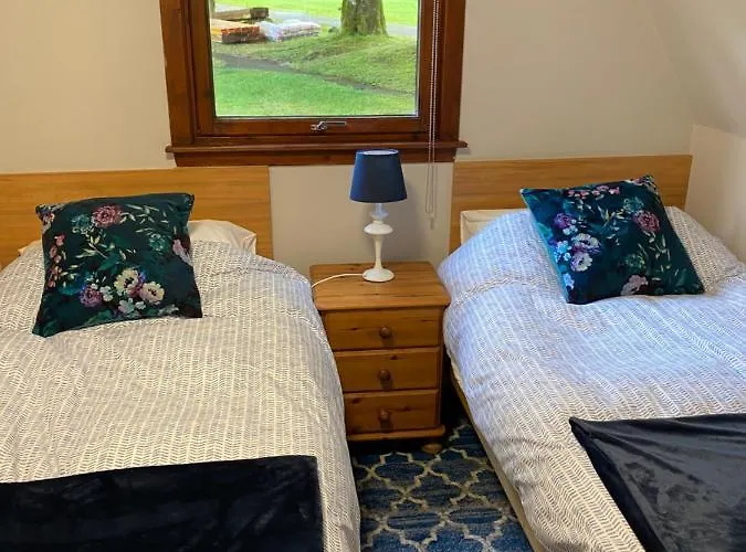 Hayfield Lodge